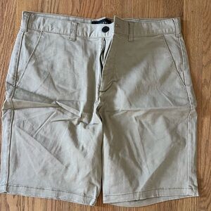 Men’s Pacsun Khaki Shorts Size: 32